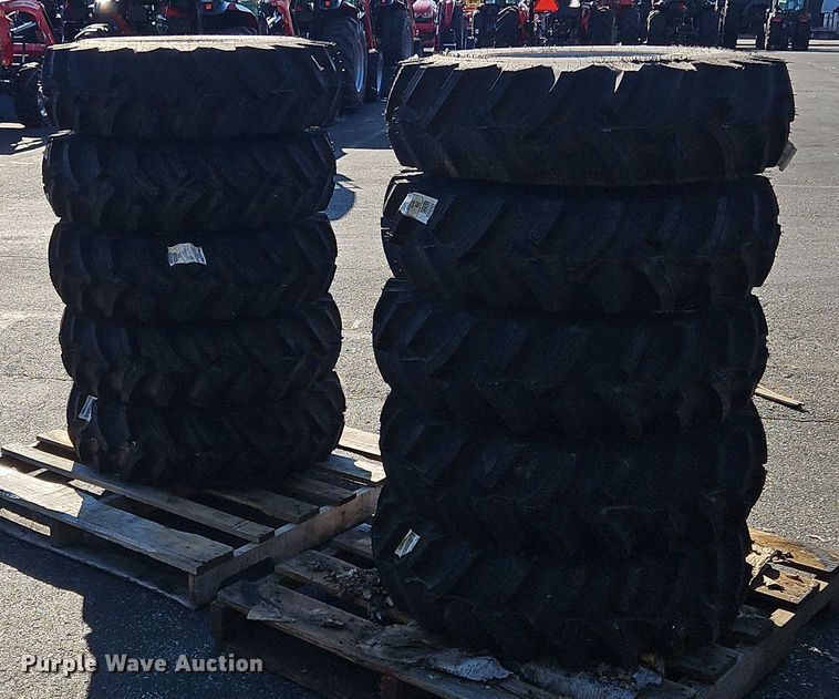 image for item OJ9888 (10) 9.5-16R-11 tires and wheels