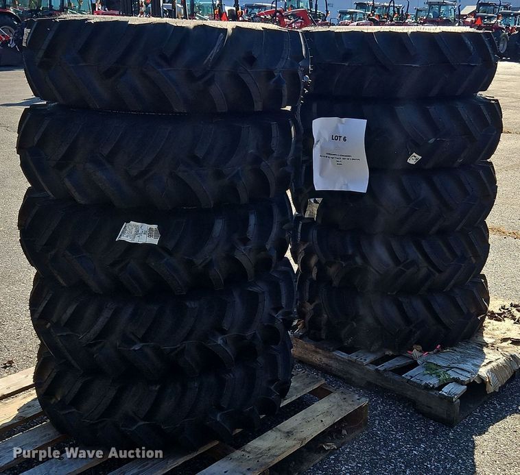 image for item OJ9889 (10) 9.5-16R-11 tires and wheels