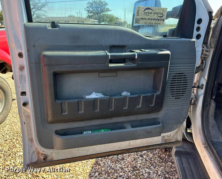 image for item DD3213 2012 Ford F450 Super Duty utility / service truck