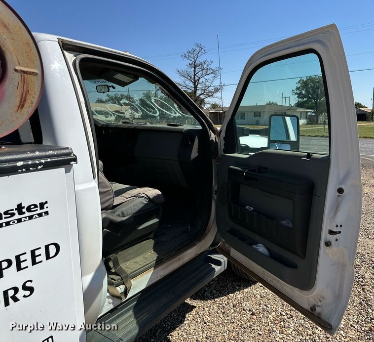 image for item DD3213 2012 Ford F450 Super Duty utility / service truck