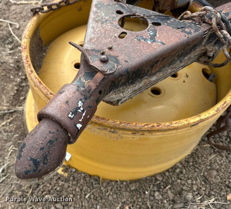 image for item DD3393 2002 PJ utility trailer