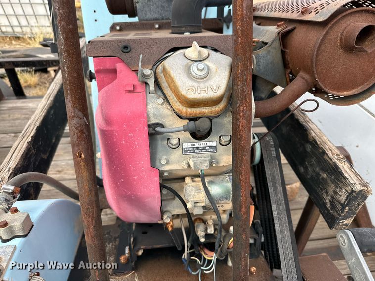 image for item DD3393 2002 PJ utility trailer