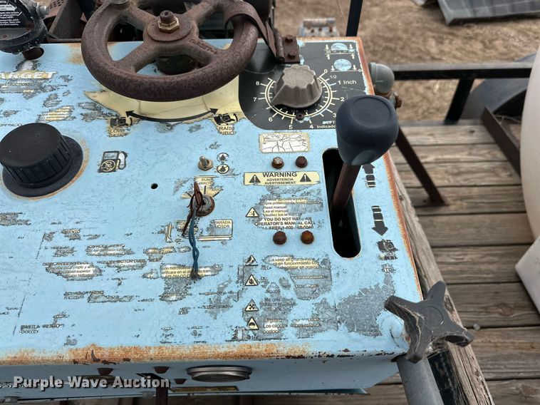 image for item DD3393 2002 PJ utility trailer