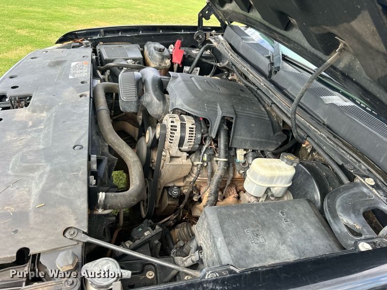 image for item DO7518 2011 Chevrolet  Silverado 1500 Crew Cab pickup truck