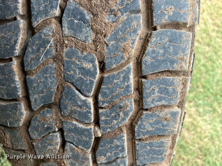 image for item DO7518 2011 Chevrolet  Silverado 1500 Crew Cab pickup truck