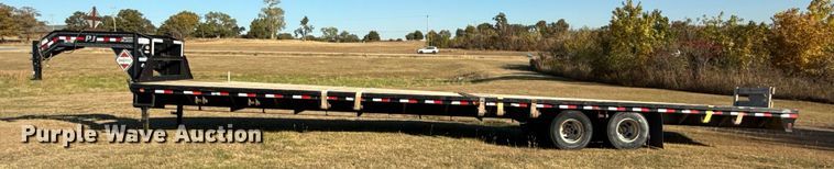 image for item DO7586 2017 PJ Trailers FD402 flatbed trailer