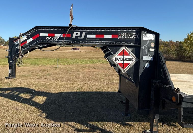 image for item DO7586 2017 PJ Trailers FD402 flatbed trailer