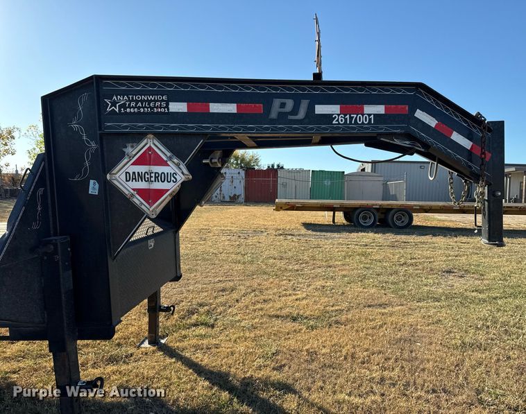 image for item DO7586 2017 PJ Trailers FD402 flatbed trailer