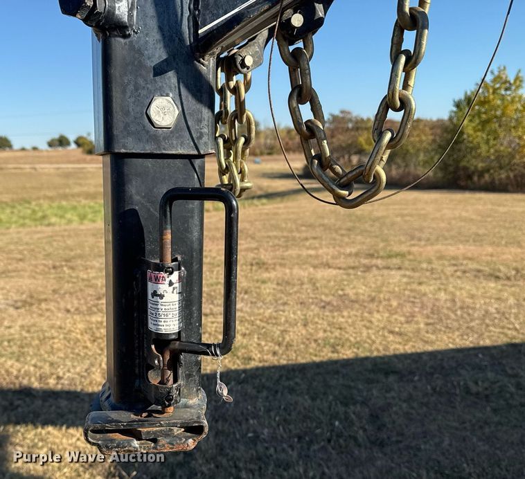 image for item DO7586 2017 PJ Trailers FD402 flatbed trailer