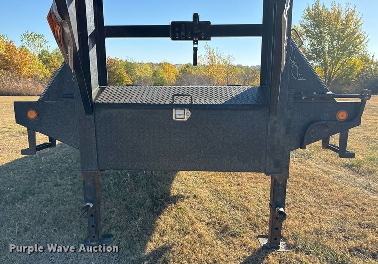 image for item DO7586 2017 PJ Trailers FD402 flatbed trailer