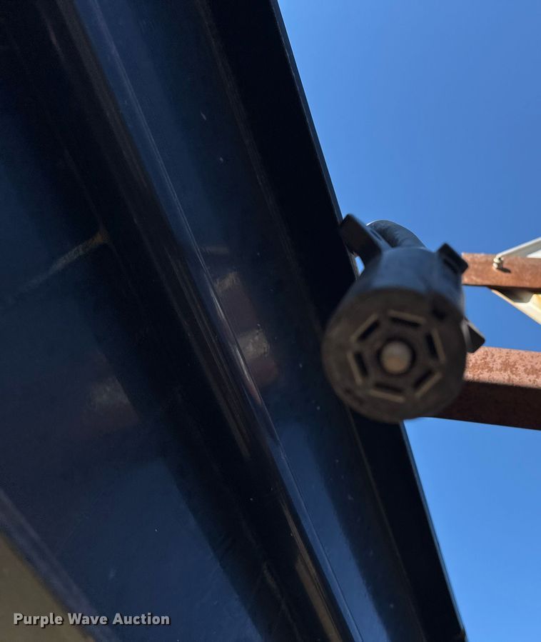 image for item DO7586 2017 PJ Trailers FD402 flatbed trailer