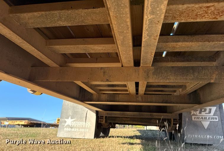 image for item DO7586 2017 PJ Trailers FD402 flatbed trailer