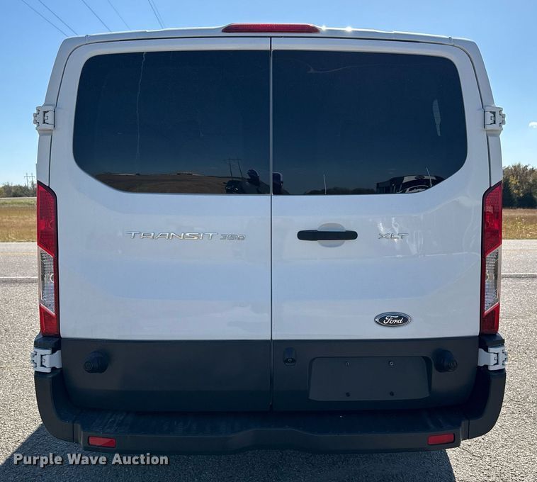 image for item DO7597 2015 Ford Transit 350 XLT van