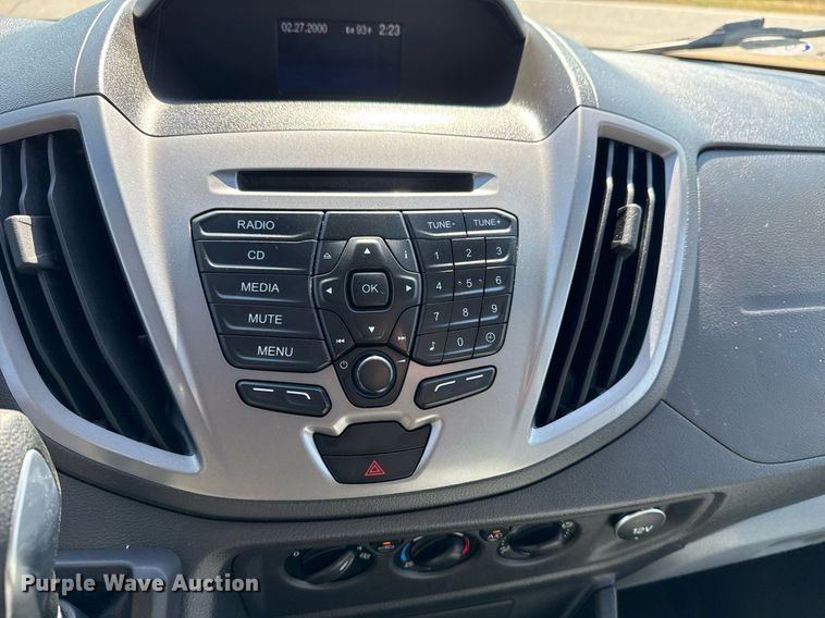 image for item DO7597 2015 Ford Transit 350 XLT van