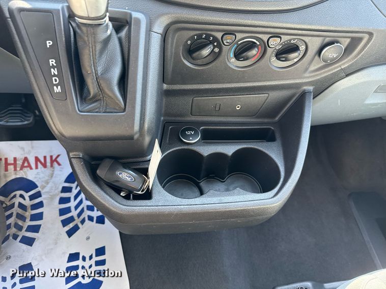 image for item DO7597 2015 Ford Transit 350 XLT van