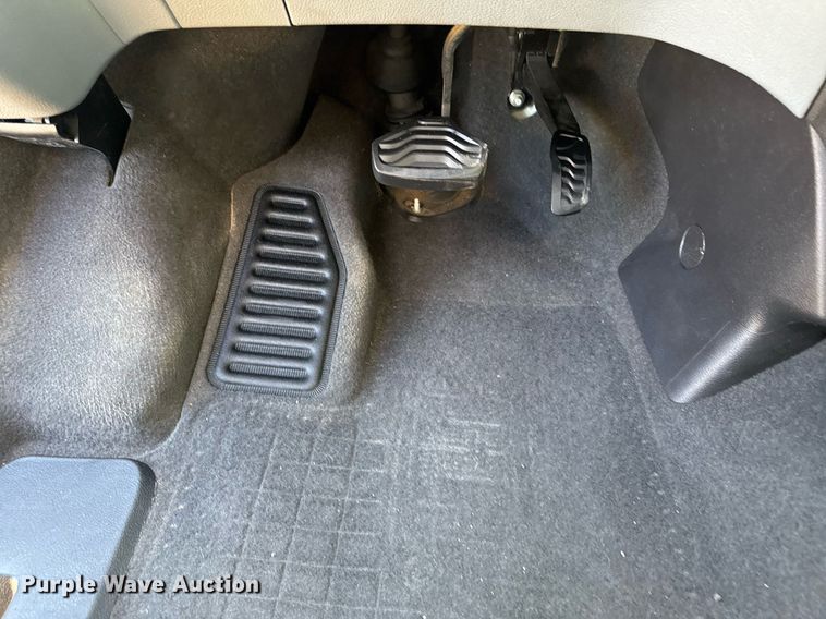 image for item DO7597 2015 Ford Transit 350 XLT van