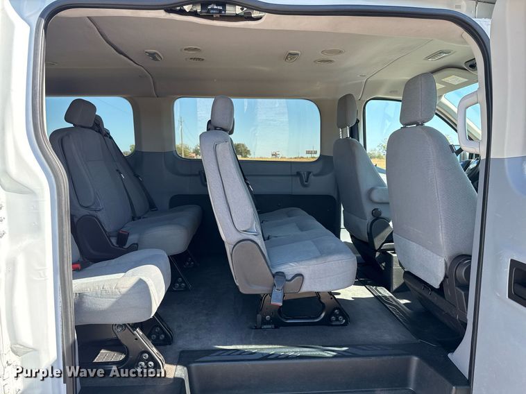 image for item DO7597 2015 Ford Transit 350 XLT van