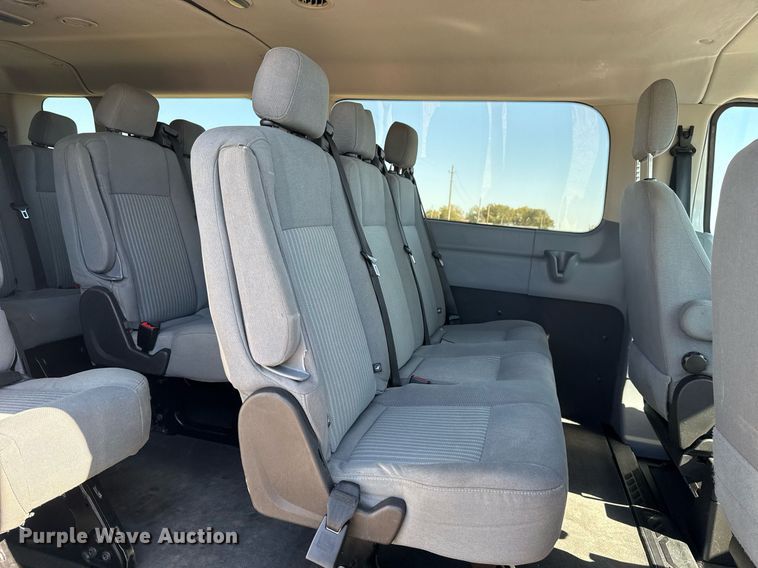 image for item DO7597 2015 Ford Transit 350 XLT van