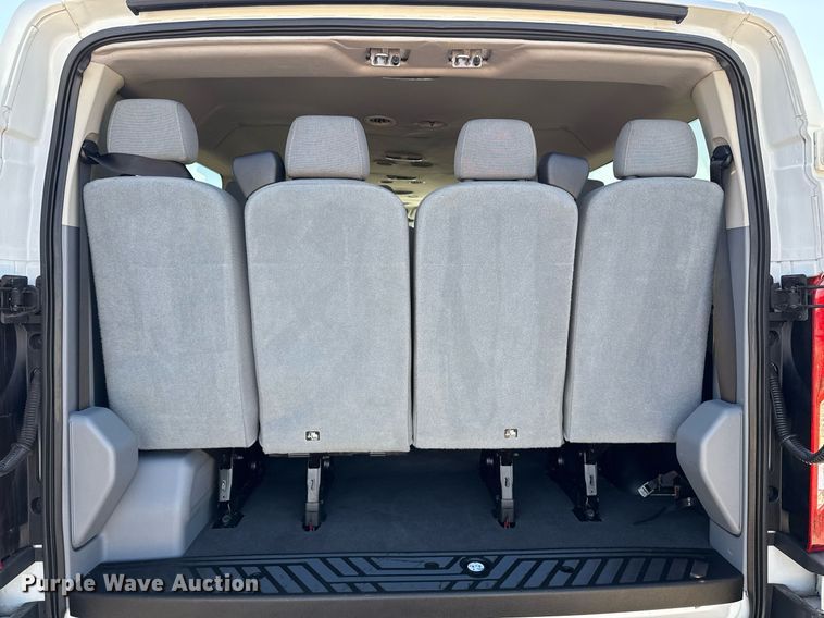 image for item DO7597 2015 Ford Transit 350 XLT van