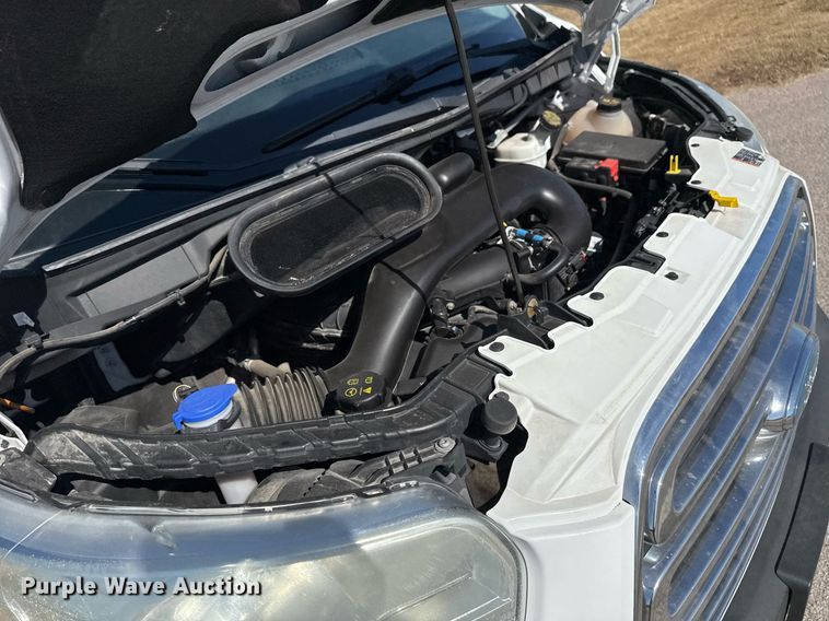 image for item DO7597 2015 Ford Transit 350 XLT van