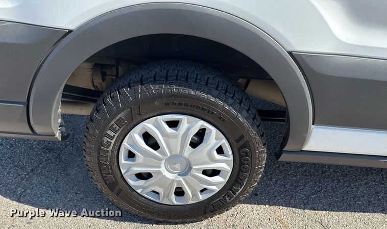 image for item DO7597 2015 Ford Transit 350 XLT van