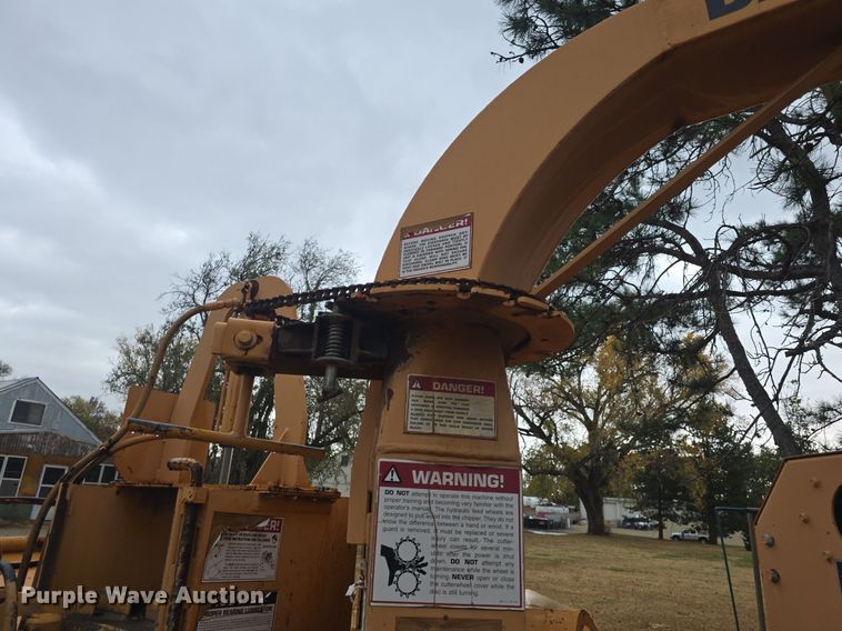 image for item DQ5275 Bandit 250 wood chipper