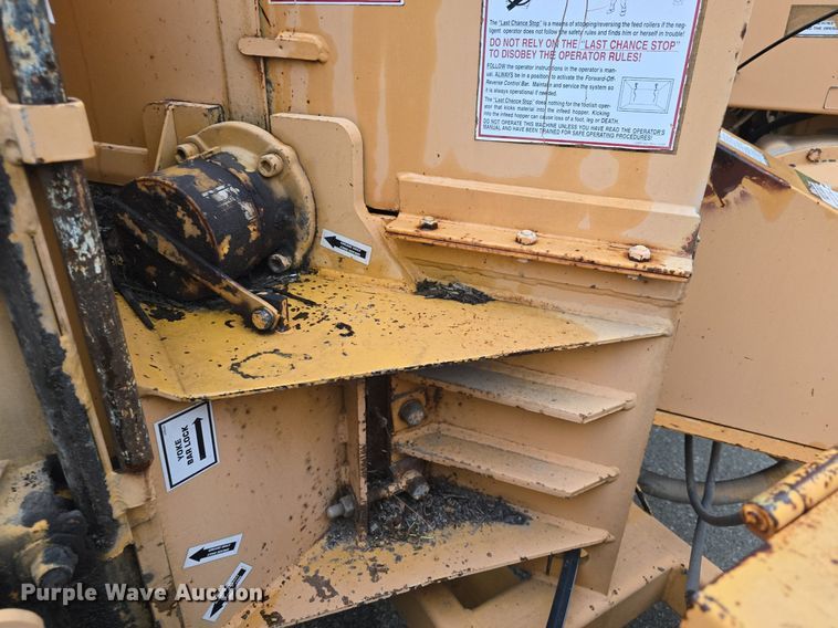 image for item DQ5275 Bandit 250 wood chipper