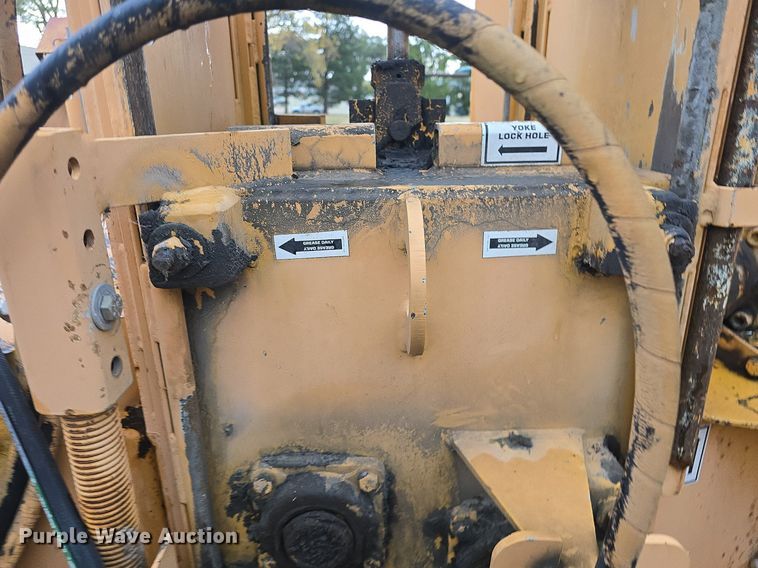 image for item DQ5275 Bandit 250 wood chipper