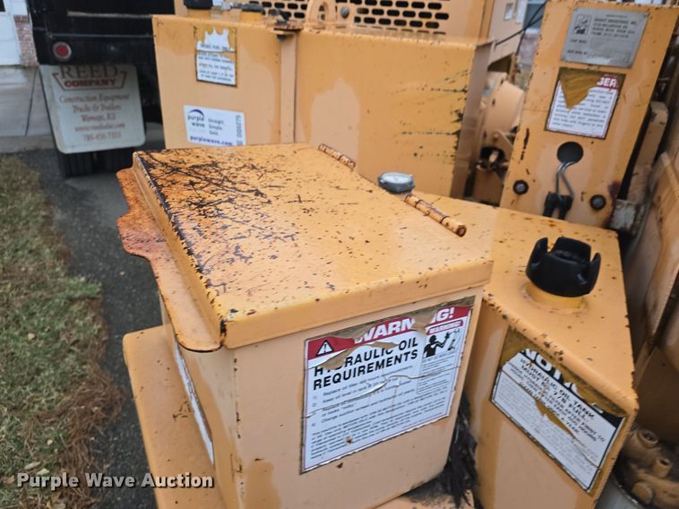 image for item DQ5275 Bandit 250 wood chipper