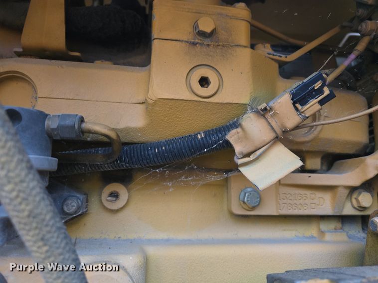 image for item DQ5275 Bandit 250 wood chipper