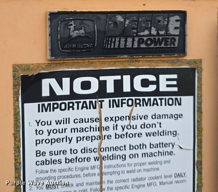 image for item DQ5275 Bandit 250 wood chipper