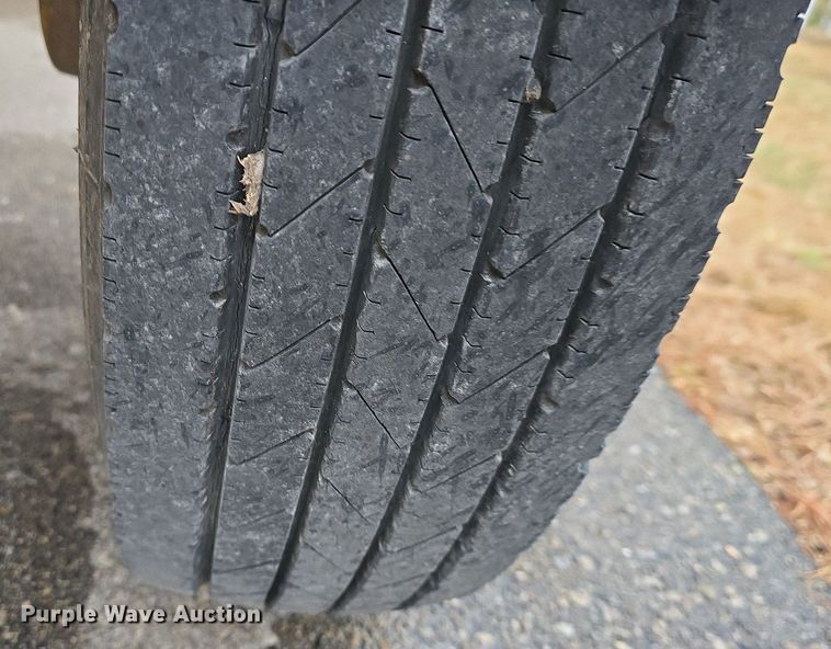 image for item DQ5275 Bandit 250 wood chipper