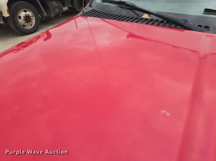 image for item DQ5288 2004 Ford F550 Super Duty XL dump truck