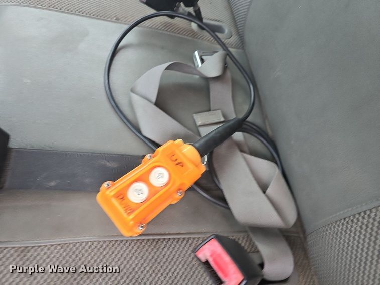 image for item DQ5288 2004 Ford F550 Super Duty XL dump truck