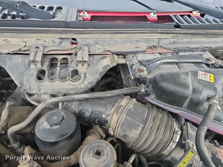 image for item DQ5288 2004 Ford F550 Super Duty XL dump truck