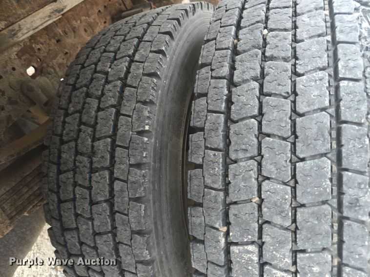 image for item DQ5288 2004 Ford F550 Super Duty XL dump truck