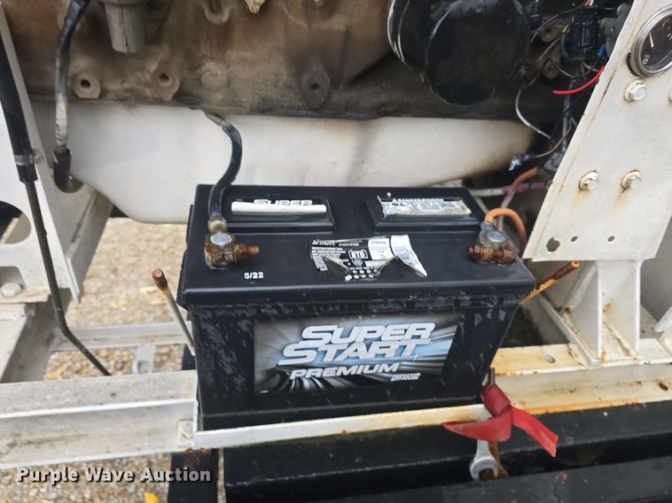 image for item DQ5289 American Road Machinery LL 1500-3T leaf vacuum