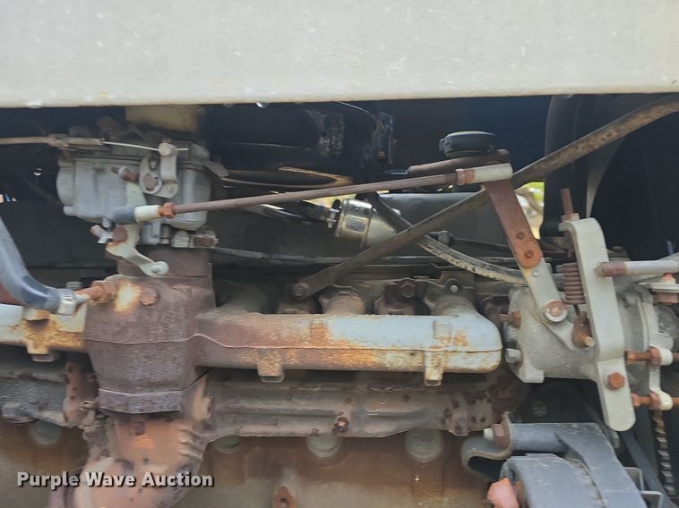 image for item DQ5289 American Road Machinery LL 1500-3T leaf vacuum