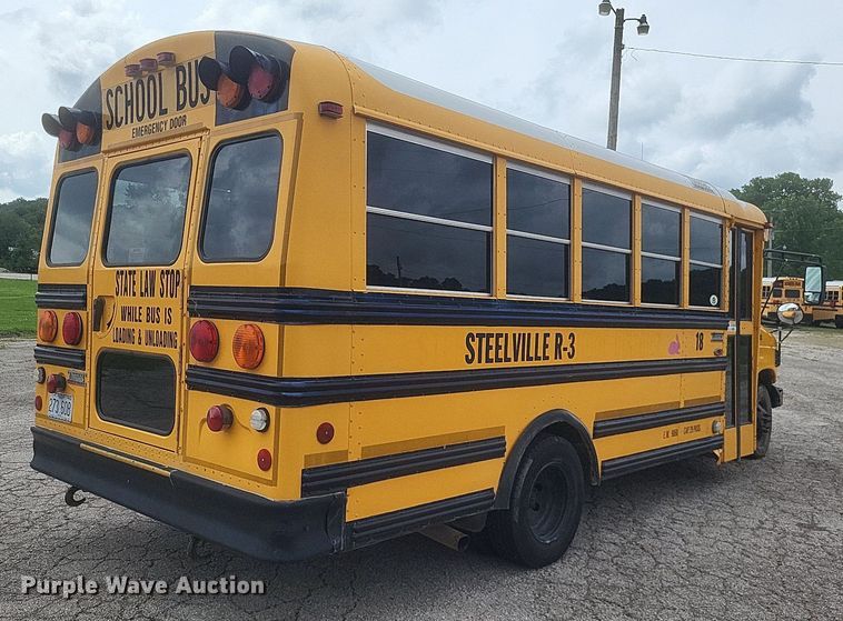 image for item DR4887 2003 Thomas E450 Super Duty  school bus