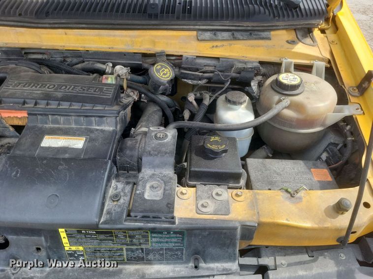 image for item DR4887 2003 Thomas E450 Super Duty  school bus