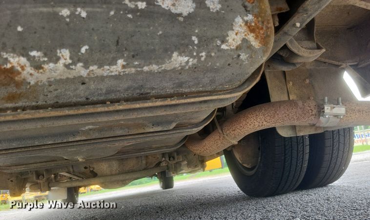 image for item DR4887 2003 Thomas E450 Super Duty  school bus