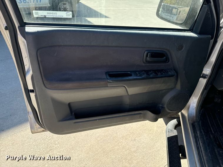 image for item DU9486 2006 GMC Canyon Crew Cab pickup truck