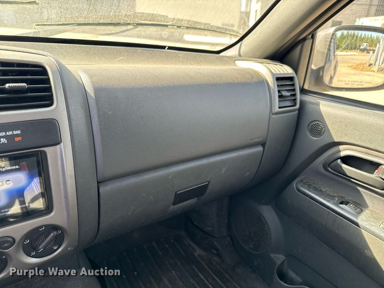 image for item DU9486 2006 GMC Canyon Crew Cab pickup truck