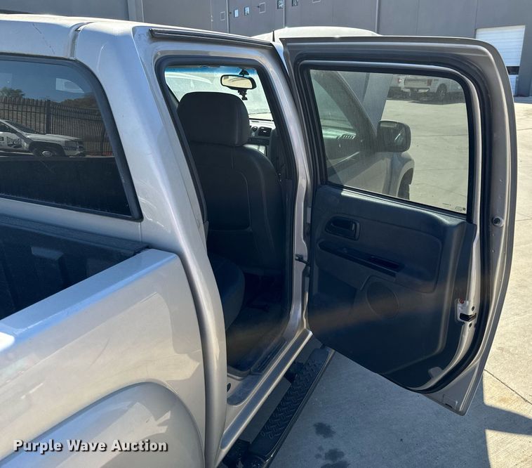 image for item DU9486 2006 GMC Canyon Crew Cab pickup truck