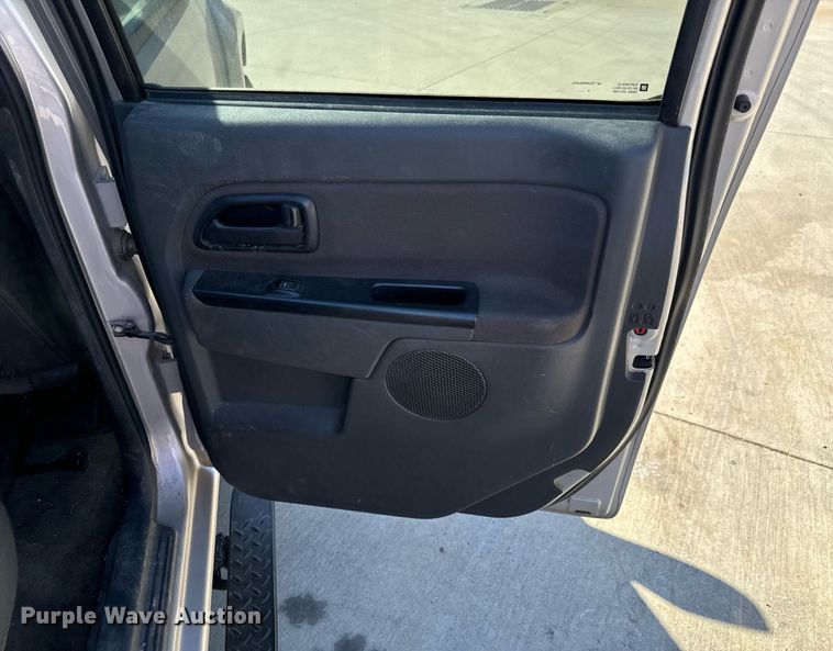 image for item DU9486 2006 GMC Canyon Crew Cab pickup truck