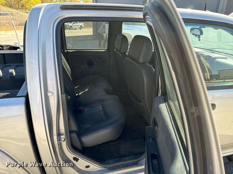 image for item DU9486 2006 GMC Canyon Crew Cab pickup truck