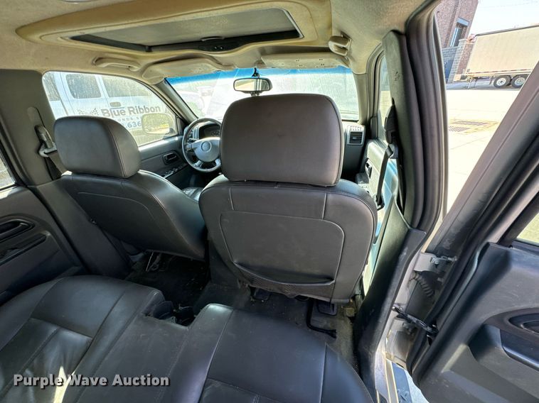 image for item DU9486 2006 GMC Canyon Crew Cab pickup truck