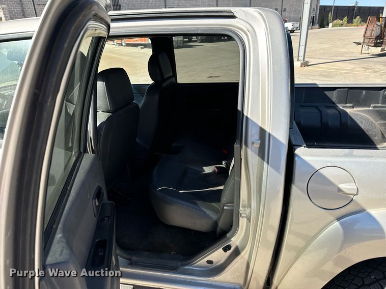 image for item DU9486 2006 GMC Canyon Crew Cab pickup truck