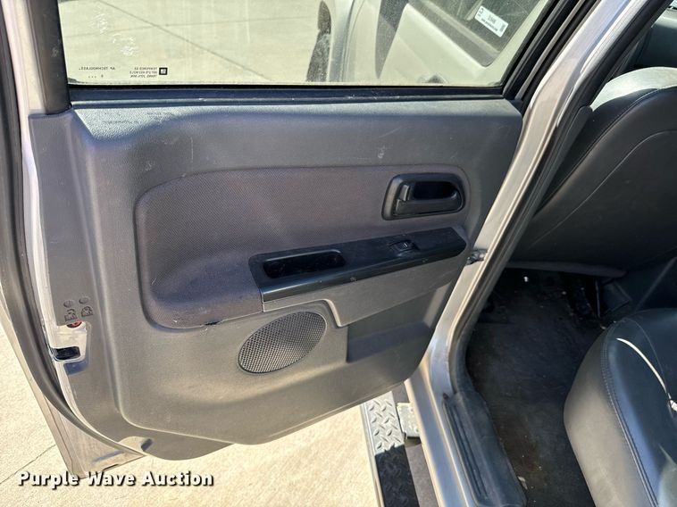 image for item DU9486 2006 GMC Canyon Crew Cab pickup truck