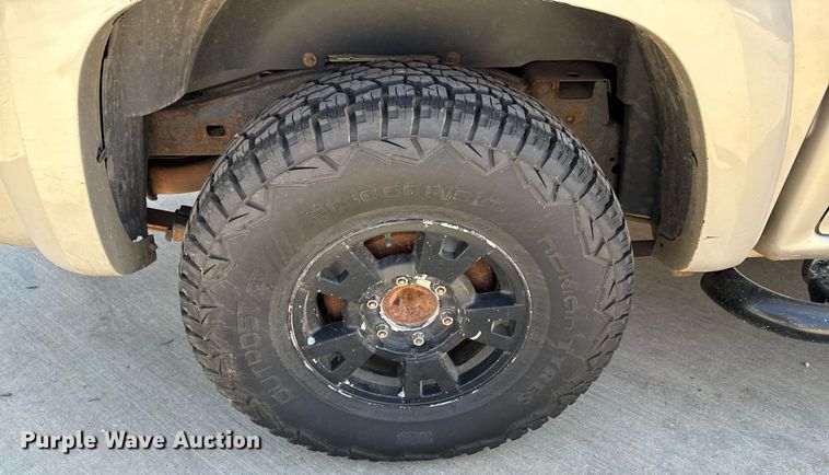 image for item DU9486 2006 GMC Canyon Crew Cab pickup truck